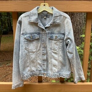 NWOT  Light Wash Oversized Denim Trucker Jacket